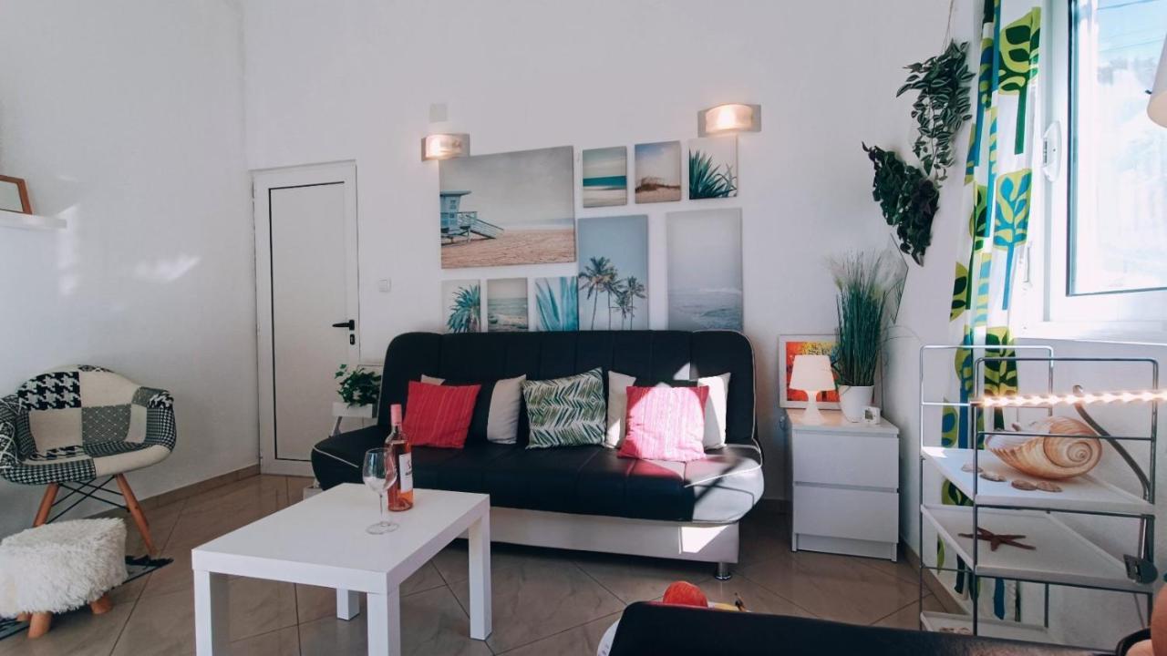 Beach Apartment With Beach Chairs N.1 Utjeha Exteriér fotografie
