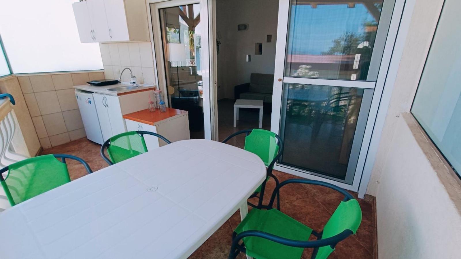Beach Apartment With Beach Chairs N.1 Utjeha Pokoj fotografie